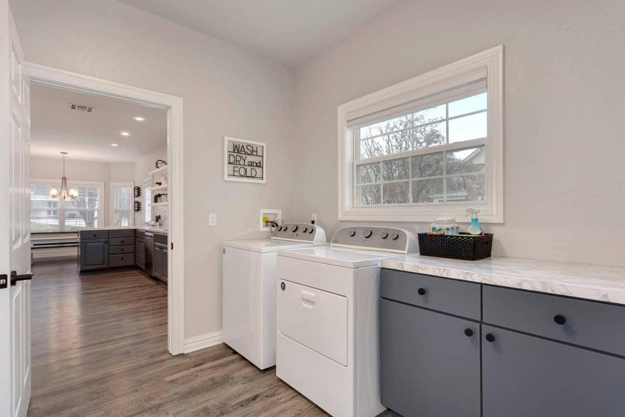 Modern Farmhouse - 2 Minute Bike To Slaughter Pen Trailhead - Dtwn Bentonville Esterno foto
